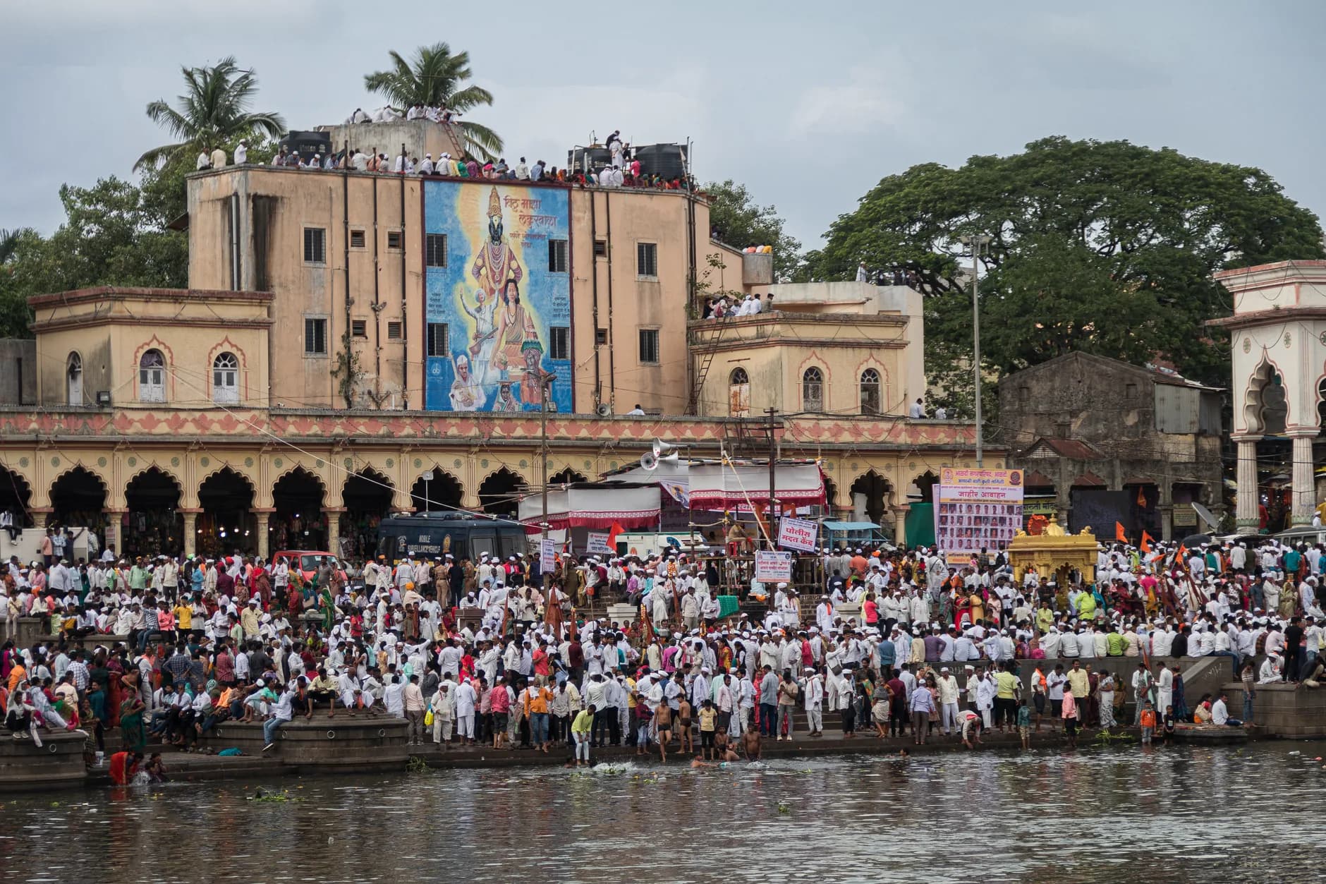 Shirdi + Shani Shingnapur + Trimbakeshwar