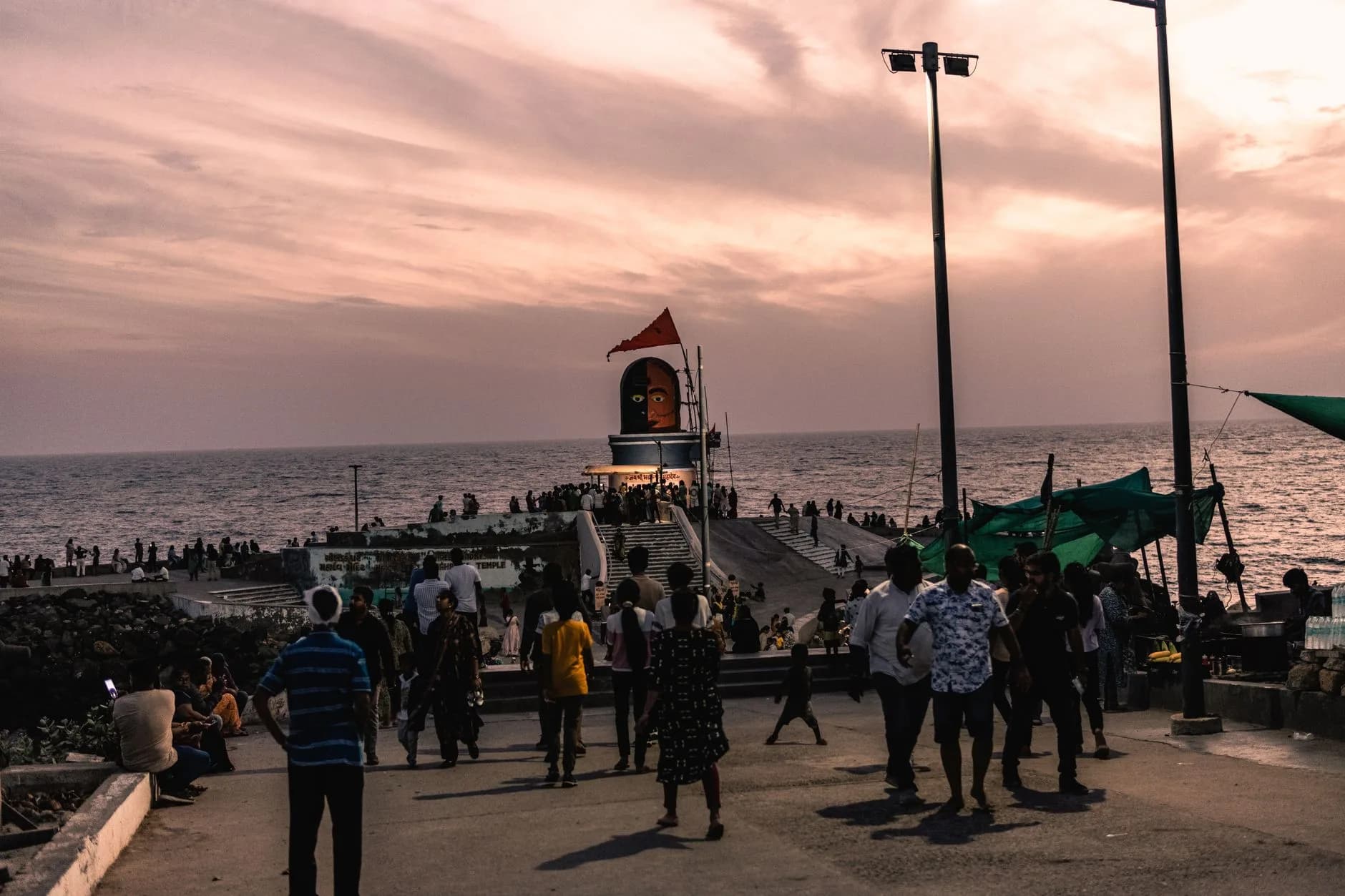 Somnath + Dwarka — Saurashtra Jyotirlinga & Char Dham